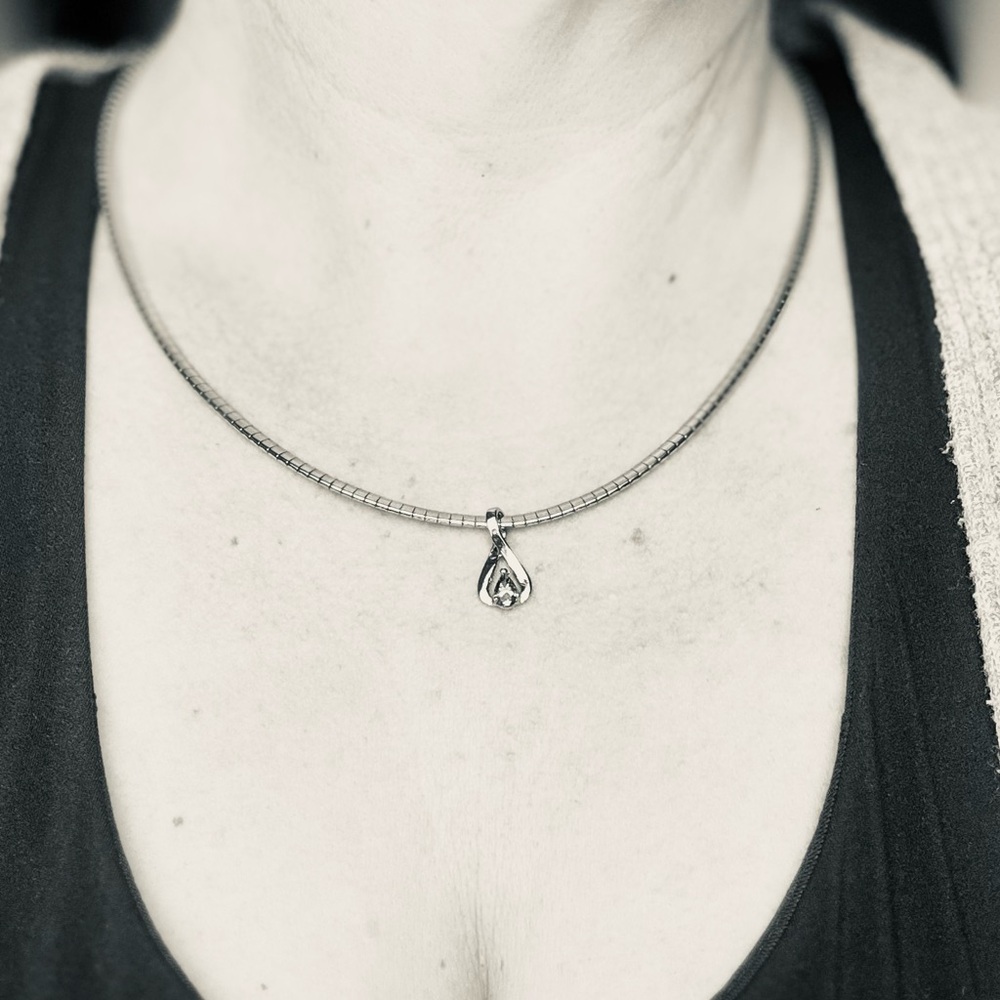 Safi Kalima Tanzanite Necklace - Picture 4 of 7